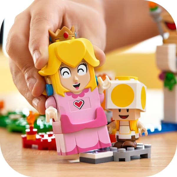 LEGO Super Mario 71403 Adventures with Peach Starter Set