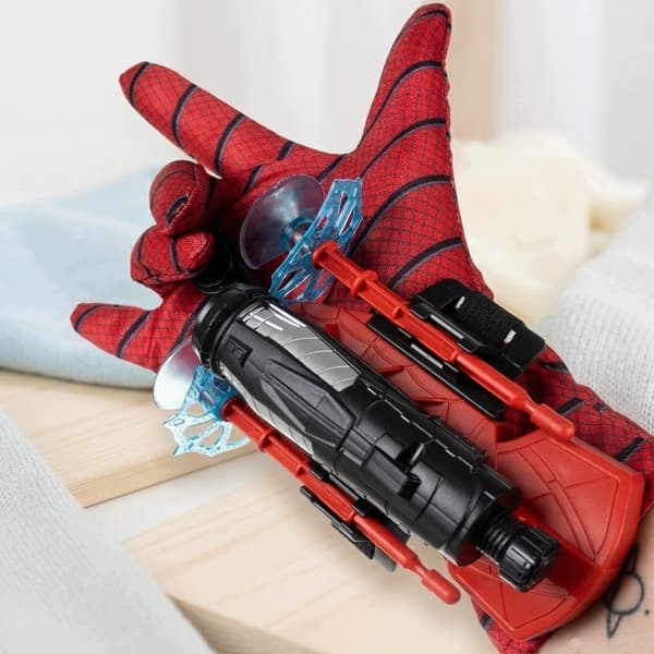 Spider-Man web-shooting glove toy with 3 darts