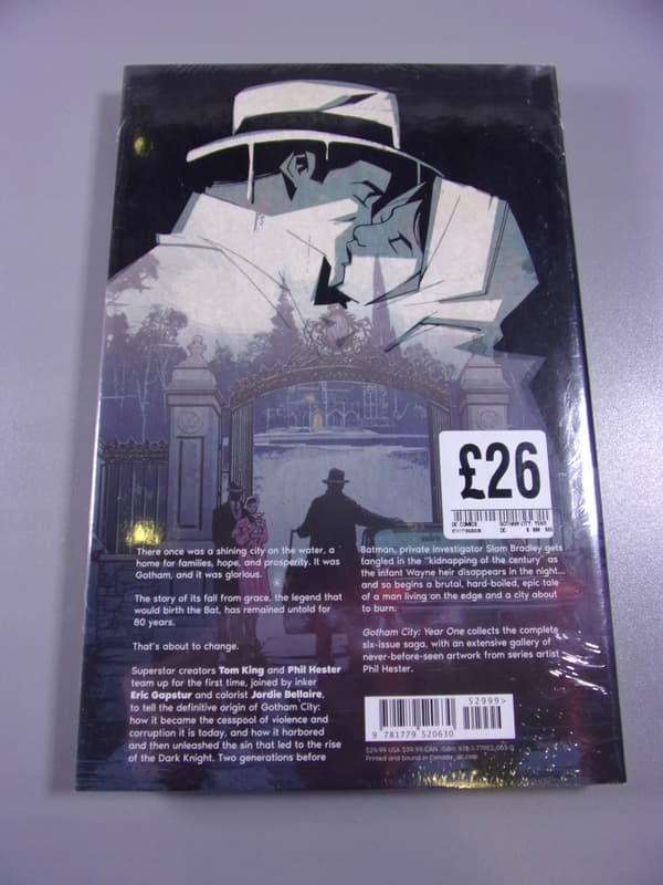 GOTHAM CITY YEAR ONE (English-language edition)