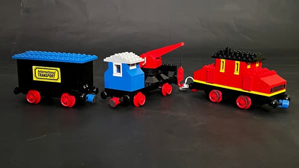 183 LEGO Train with Two Carriages