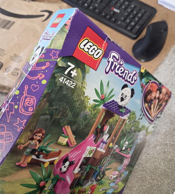LEGO Friends 41422 Panda Tree House (((( dented box ))))