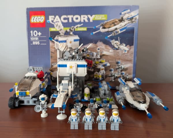 Lego 10191 Factory Star Justice with Box – Unique