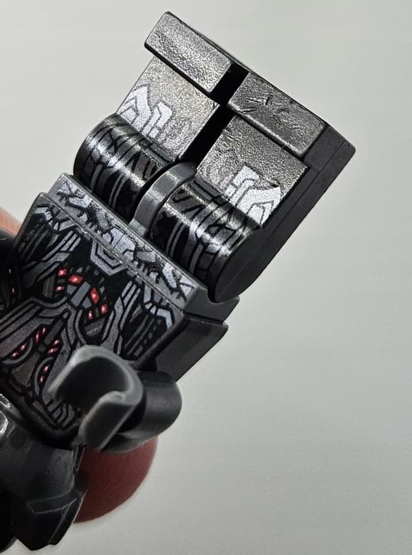 LEGO SUPER HEROES minifigure sh0175 sh175 Ultron Prime DEFECT/