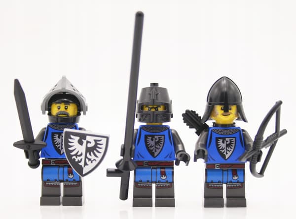 LEGO Castle Black Falcon Team Knight Figures