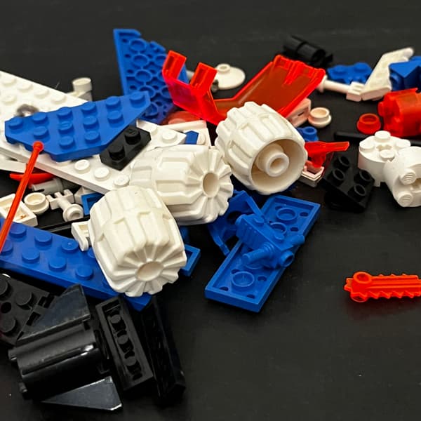 6898 LEGO Spacecraft