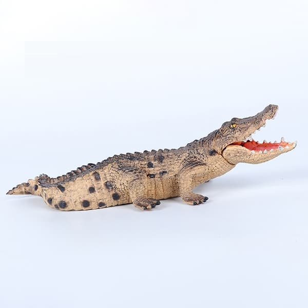 2 PLASTIC CROCODILE FIGURINES, DECORATIVE MODEL