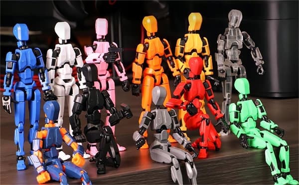 Mini Legend Set: 9-piece Collectable Figurine Set