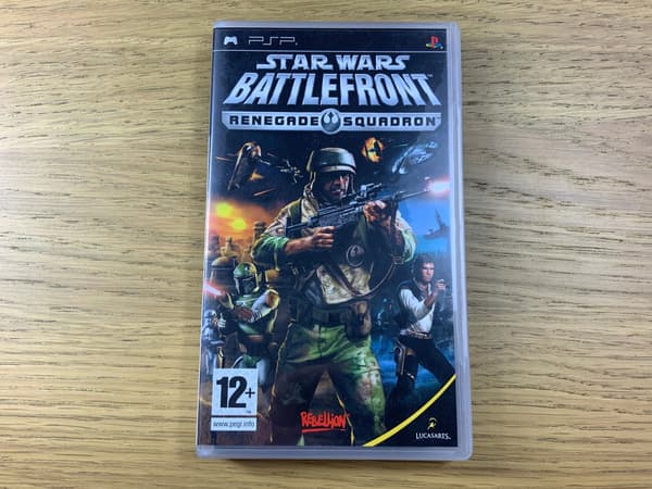 STAR WARS BATTLEFRONT: RENEGADE SQUADRON – PSP game disc, very good+ condition, complete set