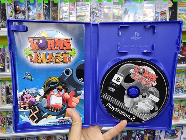 WORMS BLAST PS2 ENGLISH FIRST EDITION COMPLETE SET IN EXCELLENT CONDITION