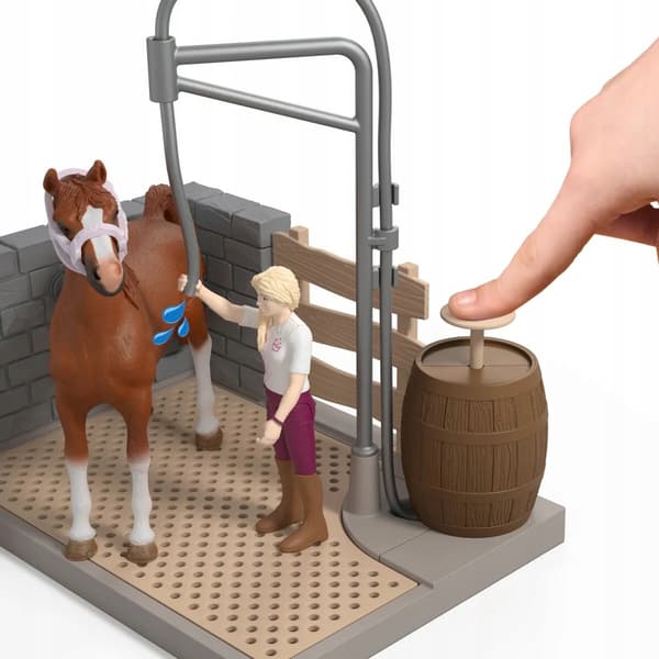 Schleich Sofia’s Horse Wash 42792