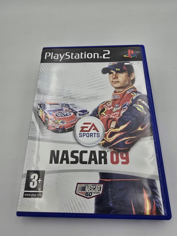 PLAYSTATION 2 NASCAR 09