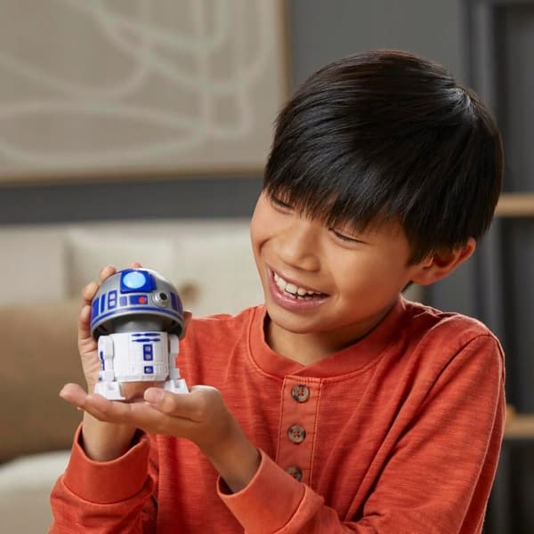 Star Wars DROIDABLES R2-D2 droid – INTERACTIVE FIGURINE WITH OVER 20 SOUNDS BY HASBRO