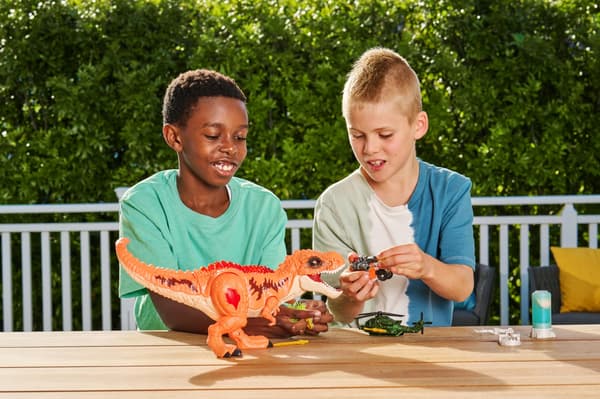 ZURU Robo Alive Interactive T-Rex Dinosaur Cage and Slime Egg
