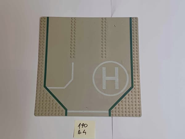 190A4. LEGO thin building plate 32x32, damaged 2360
