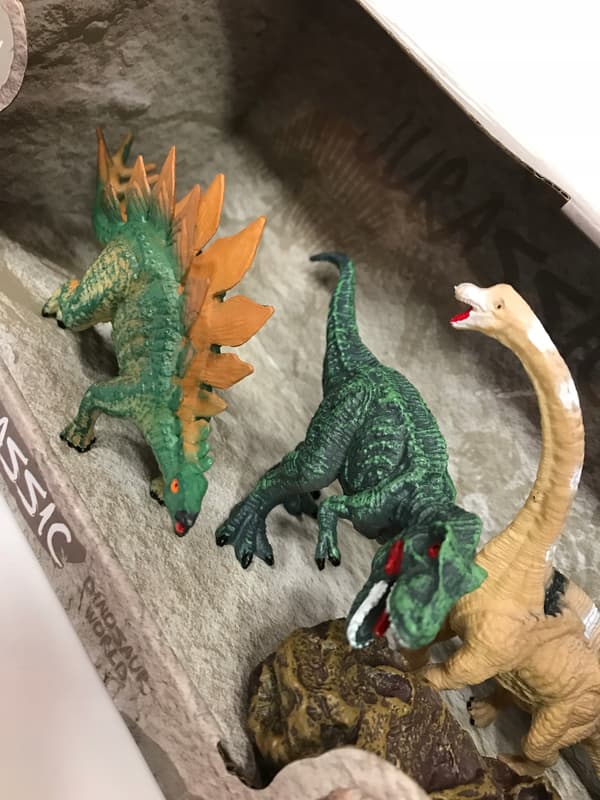 DINOSAURS 554276 [FIGURINE]