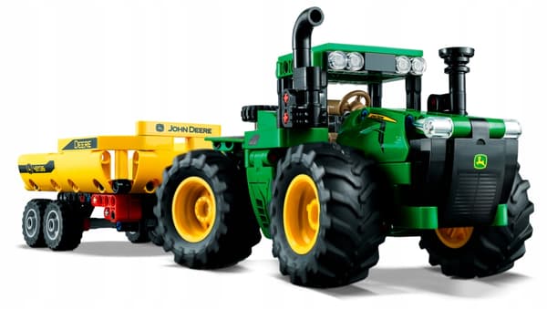 LEGO Technic 42136 John Deere 9620R 4WD Tractor