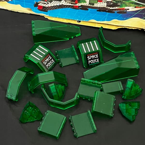6984 LEGO Space Police Command Centre