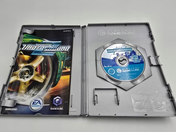 NINTENDO GAMECUBE NEED FOR SPEED UNDERGROUND 2