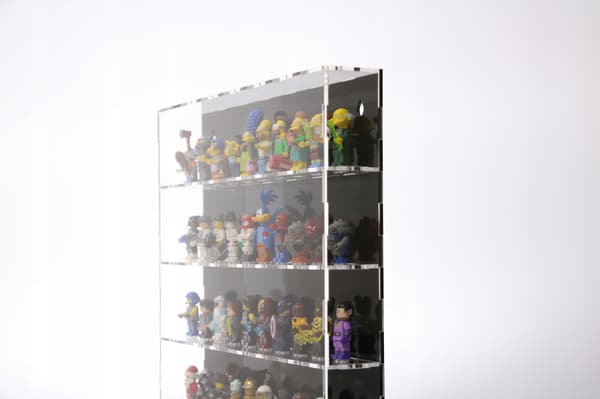 LARGE DISPLAY CASE/STORAGE UNIT FOR 50 LEGO MINIFIGURES AND FIGURINES