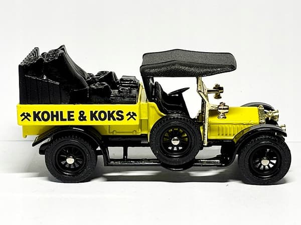 MATCHBOX-MOY No. Y13 1918 CROSSLEY (B24)