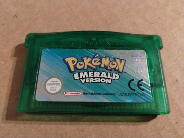 POKEMON Emerald Version for Nintendo Game Boy Advance
