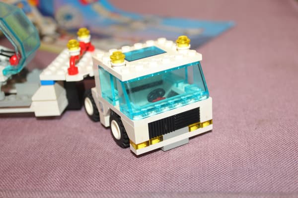 LEGO CITY TOWN 6336 INSTRUCTIONS: Launch Response Unit – A UNIQUE SET