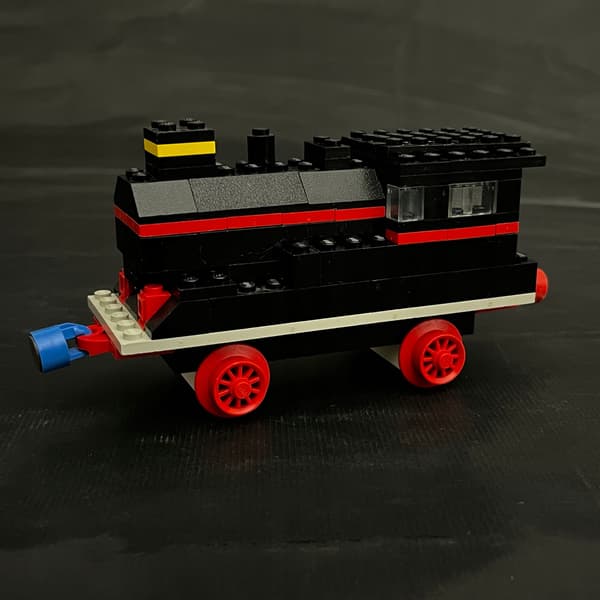 117 LEGO Locomotive