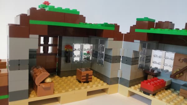 LEGO Minecraft: 21115 – The First Night