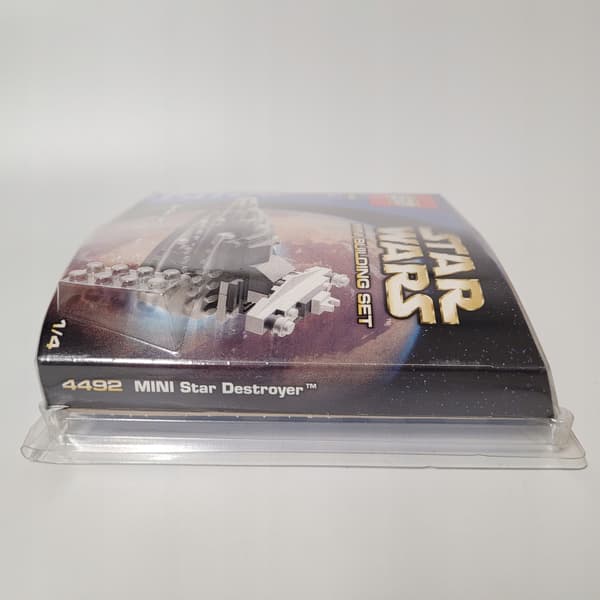 Lego Star Wars Imperial Star Destroyer 4492 mini MISB 2004