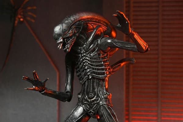 Alien: Romulus 18 cm Ultimate Xenomorph Figure XX121 by NECA