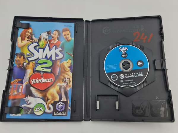NINTENDO GAMECUBE THE SIMS 2 PETS