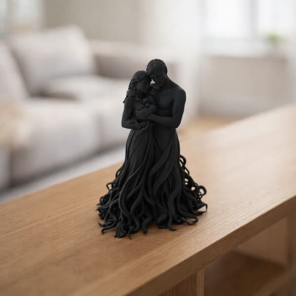 DECORATIVE SCULPTURE: TWO FIGURES WITH A HEART ON A BASE – MANY COLOURS