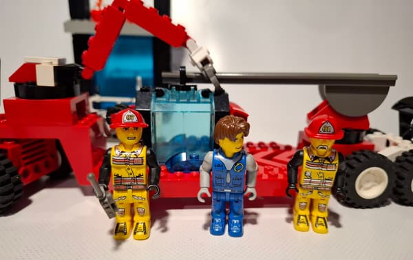 LEGO Juniors: 4609 – Fire Attack Team