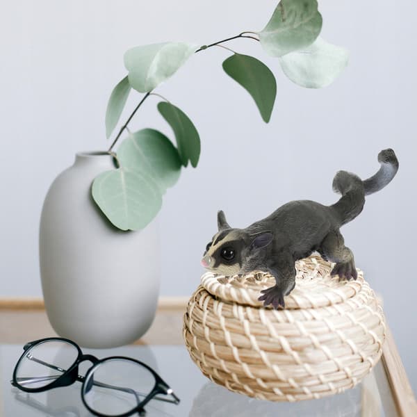 PLASTIC PETAURUS BREVICEPS ORNAMENT WITH A STRIKING DESIGN