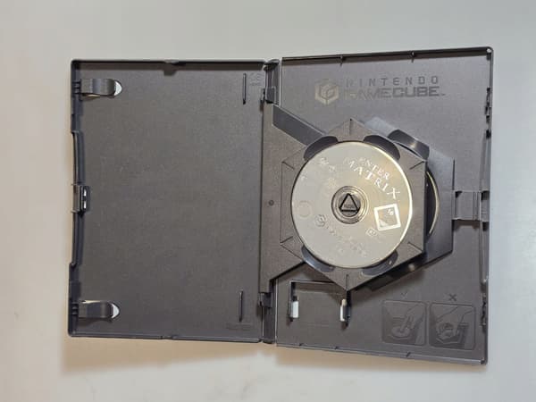 ENTER THE MATRIX NINTENDO GAMECUBE