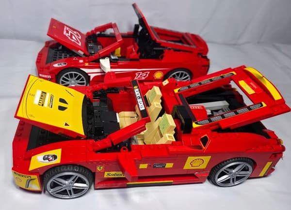 LEGO Ferrari sets 8143 and 8671 – Unique Items – GW. Complete sets + GIFT