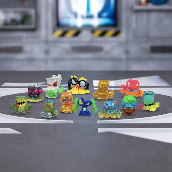 MR BEAST LAB SWARM MEGA LAB 12-PACK 12 FIGURES DESIGN 1