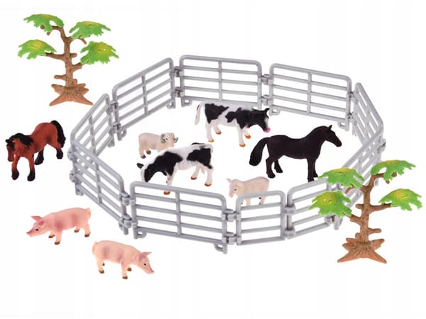 LARGE FARM FARMING TRACTORS ANIMALS