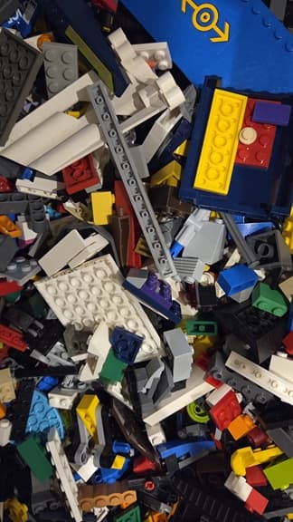 Assorted LEGO Bricks – 1kg