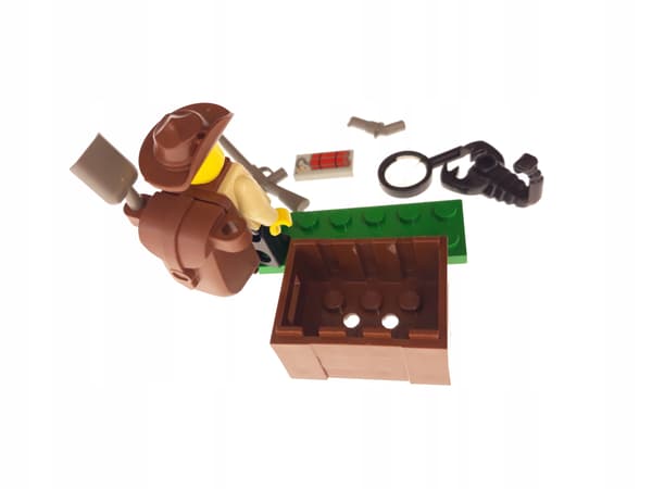 Lego Adventurers 5900 Adventurer – Johnny Thunder