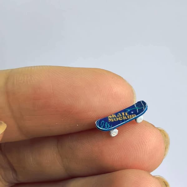 Scena A04 Miniature Skateboard