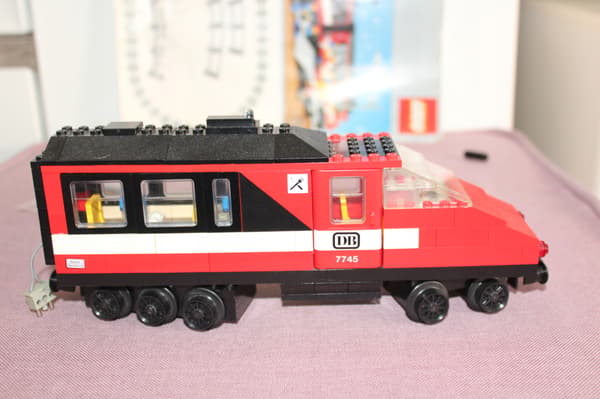 LEGO CITY TOWN CLASSIC TRAIN 7745 INSTRUCTIONS: TRAIN SET