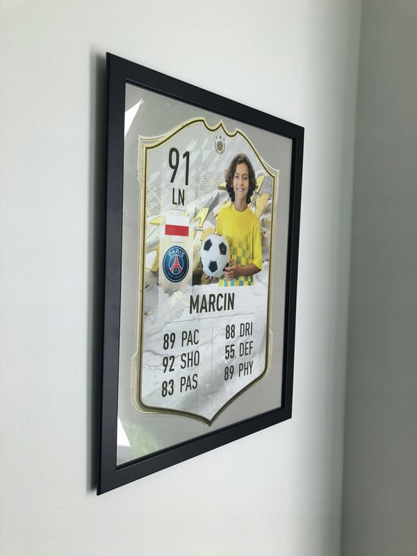 FIFA 22 Personalised FUT Card – A3 FRAME