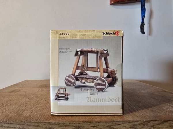 Schleich 42009 Battering Ram – new knight set, unique, discontinued model