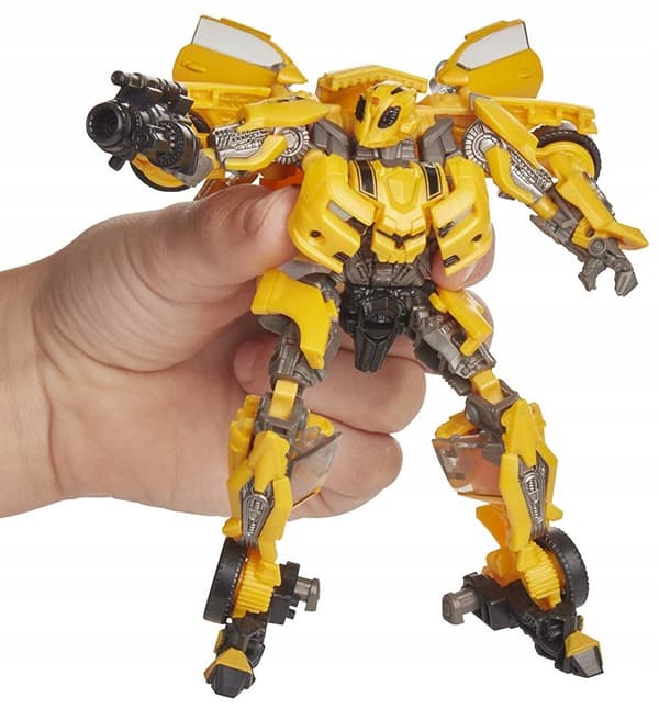Transformers Bumblebee Generations Studio Series 49 DELUXE figure
