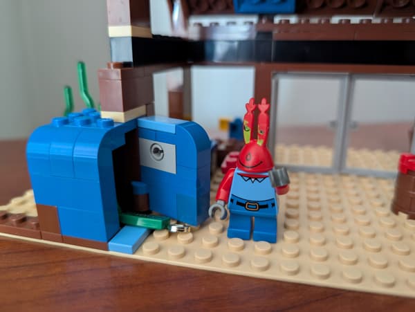 Lego 3825 SpongeBob’s Krusty Krab with Box
