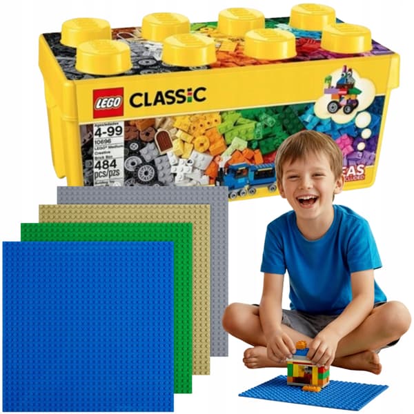 LEGO Classic Set 10696: Medium Box + 4 building bricks