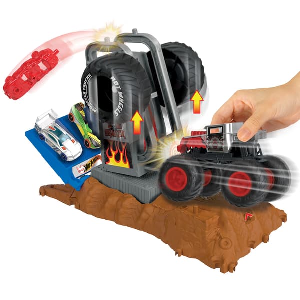 Monster Trucks Arena: Racing Challenge game set