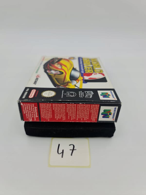 NINTENDO 64 WORLD DRIVER CHAMPIONSHIP CARDBOARD BOX