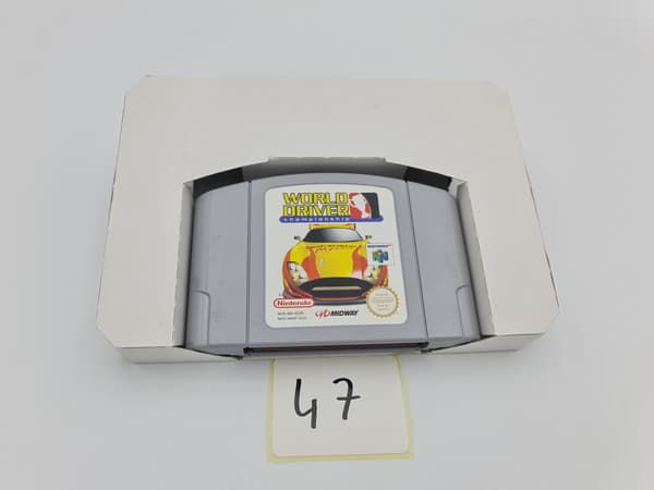 NINTENDO 64 WORLD DRIVER CHAMPIONSHIP CARDBOARD BOX